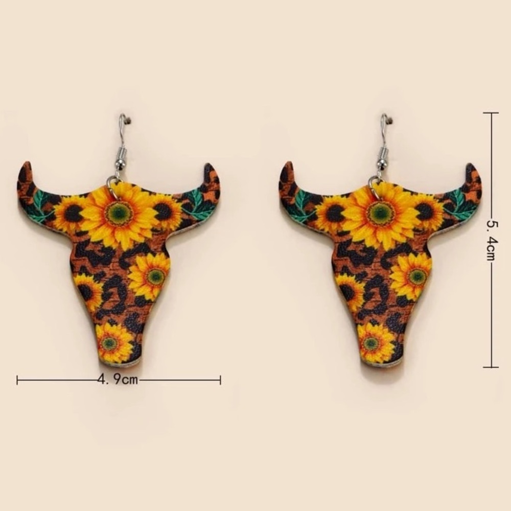 Patterned Earrings - Picture 2 of 3